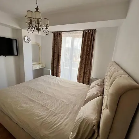 Apartment With Panoramic View *